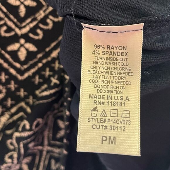 French Blue Navy Rhinestone Tunic Top Size Medium Petite - Picture 6 of 6